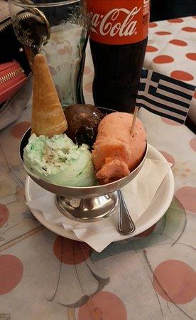 Caffe Roma Gelateria